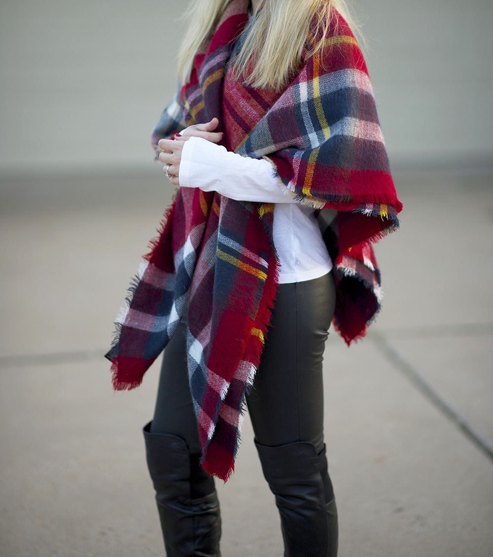 How To Style A Plaid Blanket Scarf